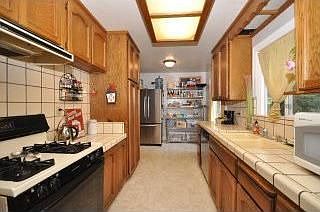 5th image of 1854 Charmeran Ave