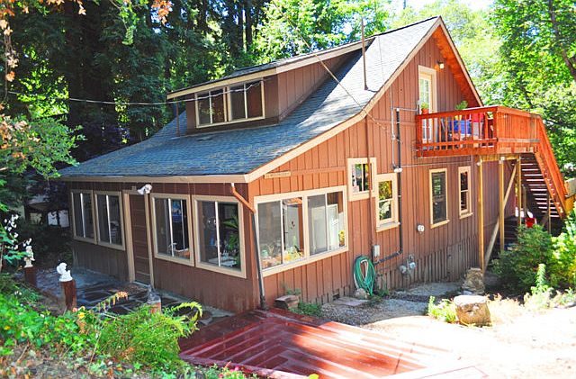 1st image of 22 Woodwardia Ave