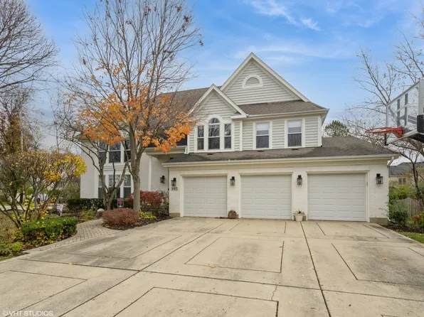 445 Blue Ash Dr, Buffalo Grove, IL 60089