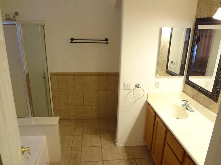 1341 W Bartlett Way — Photo 12