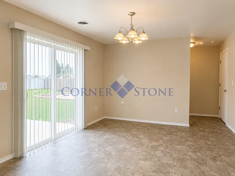 2678 N Kelsan Ave — Photo 9