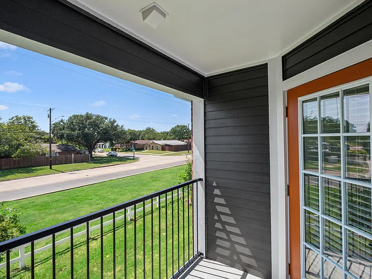 Lake Meadows — Photo 19