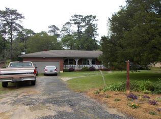 516 Valley Rd, Chickasaw, AL 36611