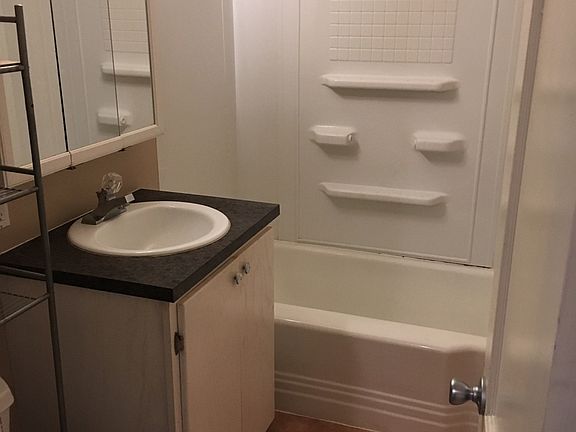 3rd image of 704 N High St #706