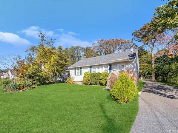 141 Davidson Street, Wyandanch, NY 11798