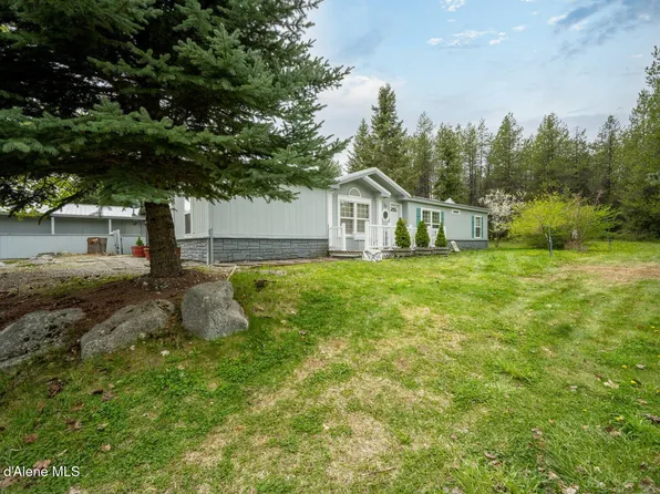 822 Skyhawk Dr, Spirit Lake, ID 83869