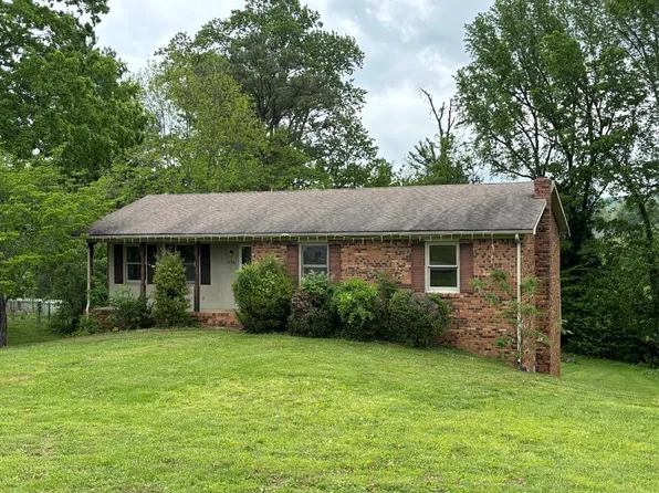 556 Grandview Dr, Cookeville, TN 38506