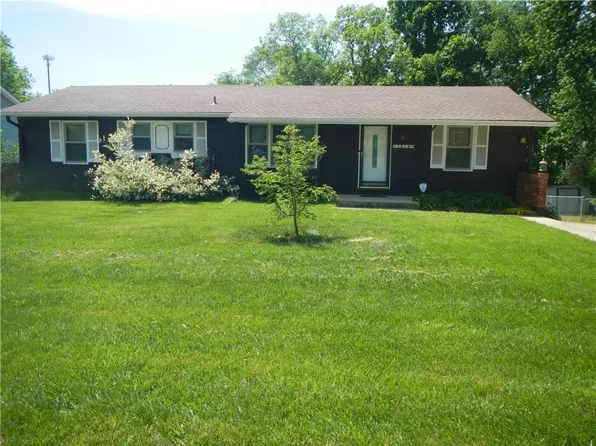 2818 S 46th St, Kansas City, KS 66106