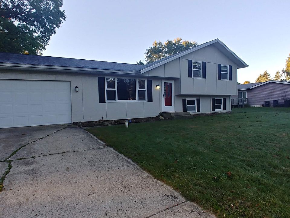 1st image of 10144 Bradie Way
