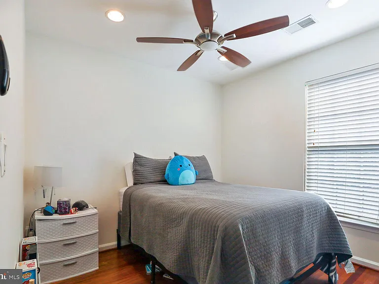 26119 Lands End Dr — Photo 10