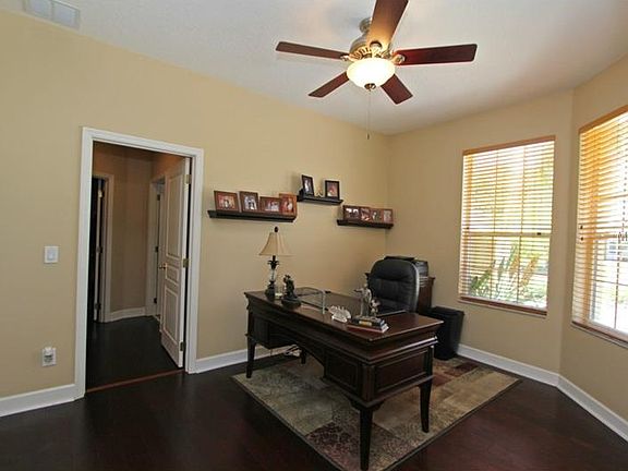 4th image of 4943 Parkview Dr