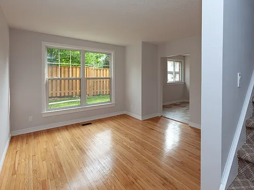 295 Shepherd Ave #1A Photo 1
