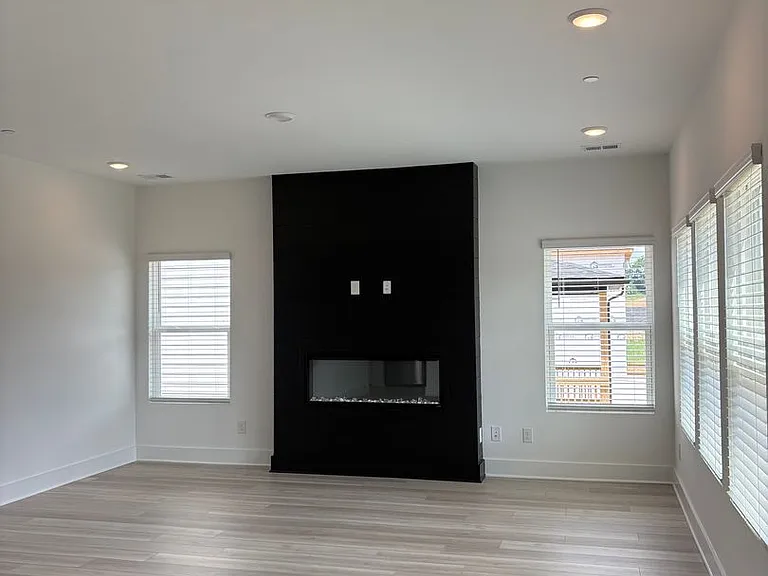 3149 Rolling Brook Dr #6 — Photo 6
