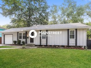 11955 Sycamore Ave, Grandview, MO 64030