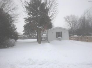 7134 S Apple Hill Rd, Rothbury, MI 49452