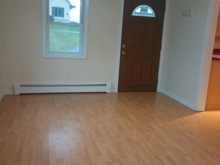 4325 Fairview Rd — Photo 6