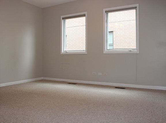 5th image of 2755 N Bosworth Ave