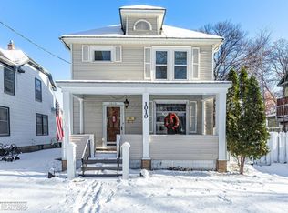 1010 7th St S, Fargo, ND 58103