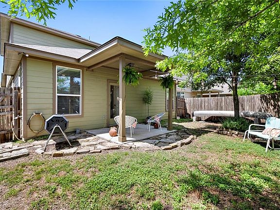4th image of 9505 Sweetgum Dr