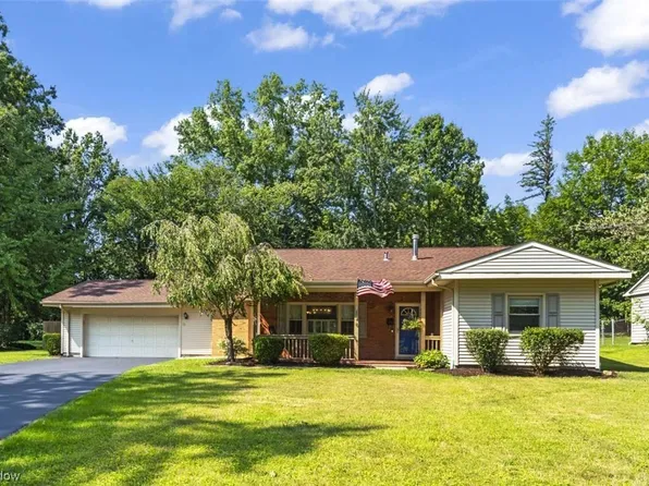 346 Callahan Rd, Canfield, OH 44406