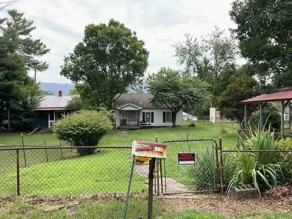 442 Dogwood St, Mt Carmel, TN 37645