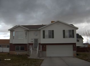 2596 W 1630 N, Clinton, UT 84015