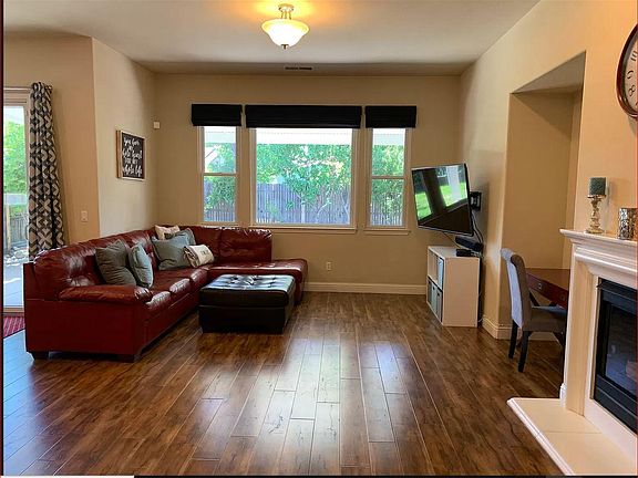 5th image of 629 Lilja Ct