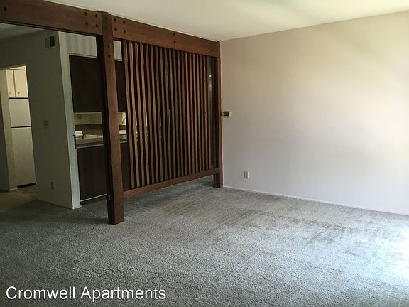 3rd image of 3724 Jackson St APT 307