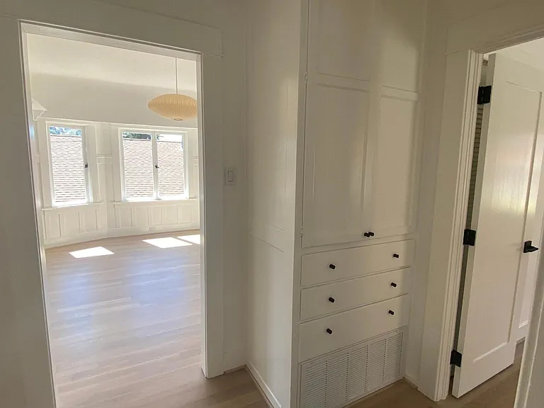 2260 Ewing St — Photo 10
