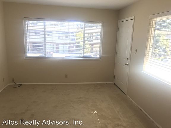 3rd image of 567 Hazel Dell Way APT 2