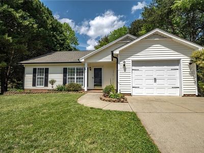 1617 Hunterwoods Dr, High Point, NC, 27265