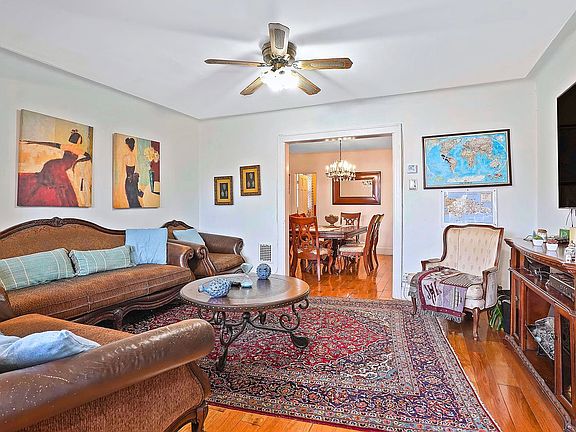 3rd image of 59-11 Fresh Pond Rd #1