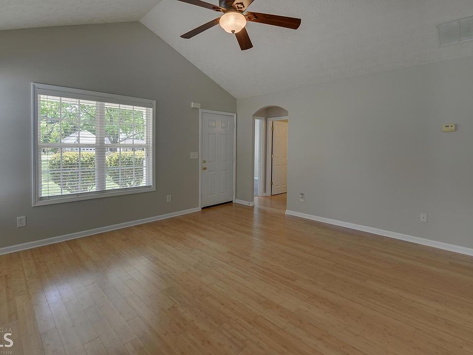 511 Greenfield Dr Statham GA Zillow