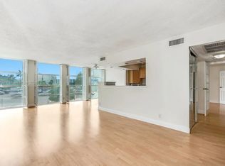 801 Three Islands Blvd APT 211, Hallandale Beach, FL 33009