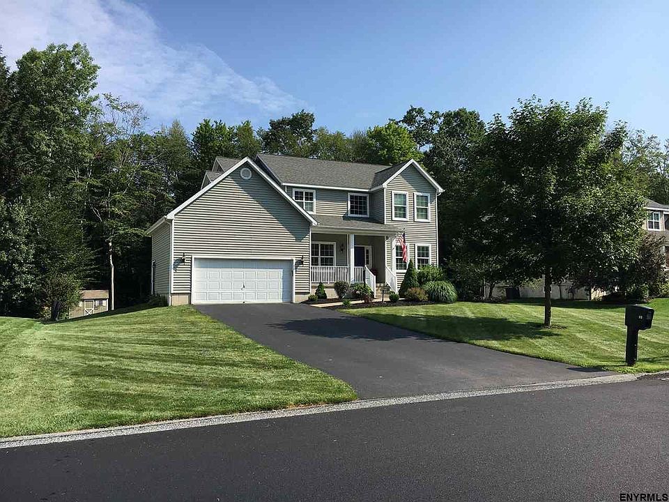 1st image of 33 Santee Dr
