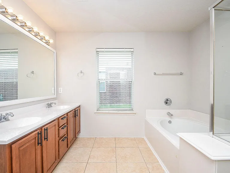 30406 Mesa Valley Dr — Photo 13