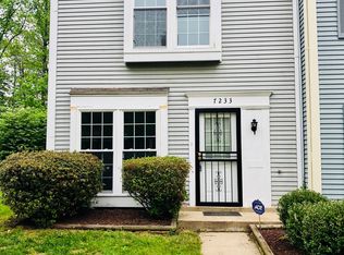 7233 Parsons Ct, Alexandria, VA 22306