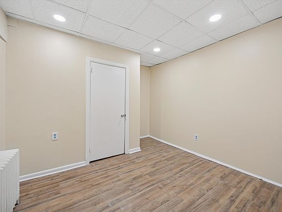 5th image of 2548 N 27th St Floor 1