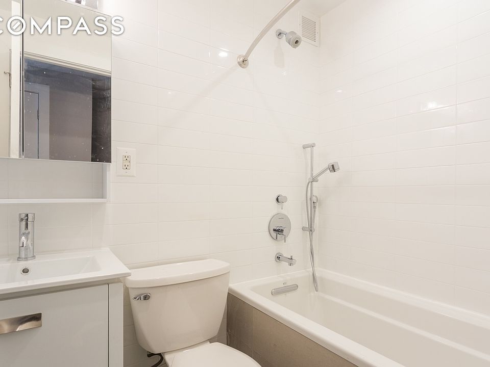 2nd image of 221 E 82nd St APT 6B