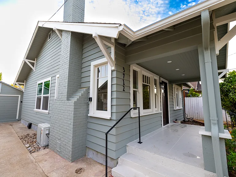 3712 Richmond St — Photo 38