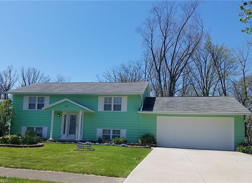 1st image of 642 Oakwood Ave