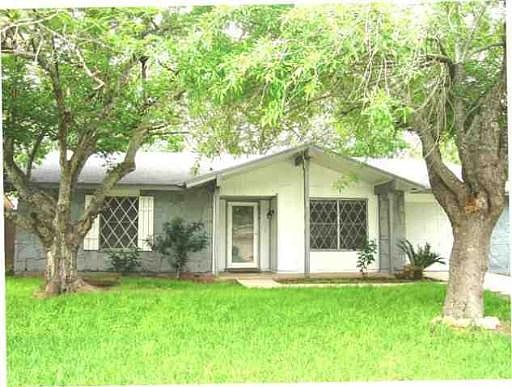 1st image of 6814 SPRING ROSE DR