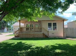 105 Pine St, Perry, KS 66073