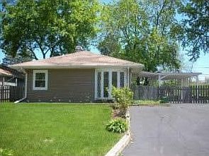 2nd image of 121 Birch St