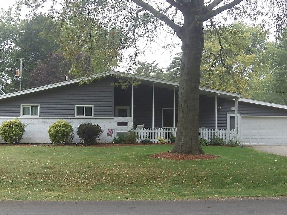 1st image of 856 N Western Hills Dr