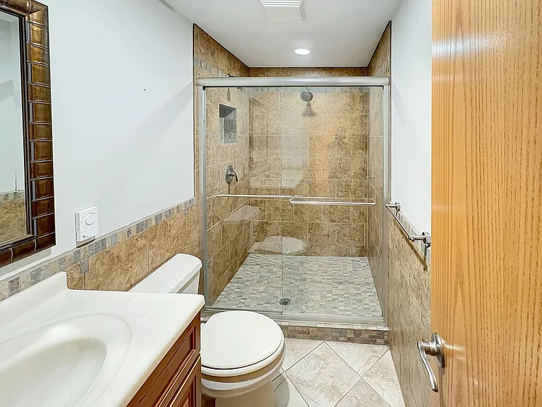 1839 Valley Ridge Trl S — Photo 32