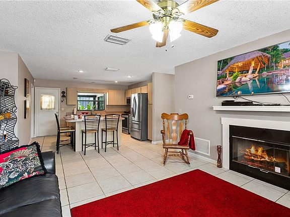 3rd image of 1830 Fruitwood Ct