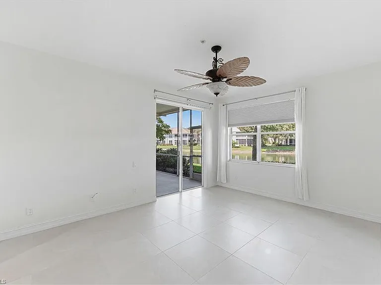 800 Carrick Bend Cir — Photo 14