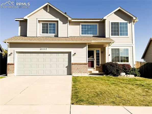 4142 Round Hill Dr, Colorado Springs, CO 80922