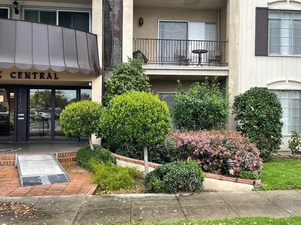 215 N Kenwood St APT 101, Glendale, CA 91206